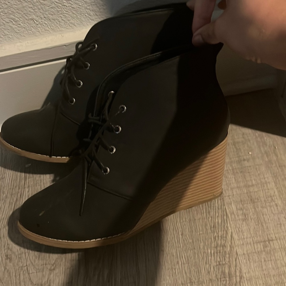 Nautica wedges booties